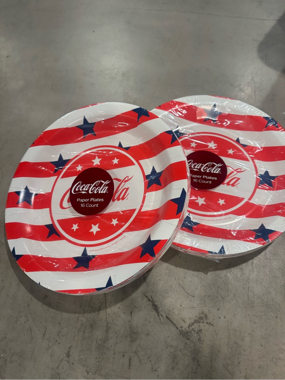 Patriotic Coca Cola Red,White&Blue Star Disposable Paper Plates,set of2,16 Packs